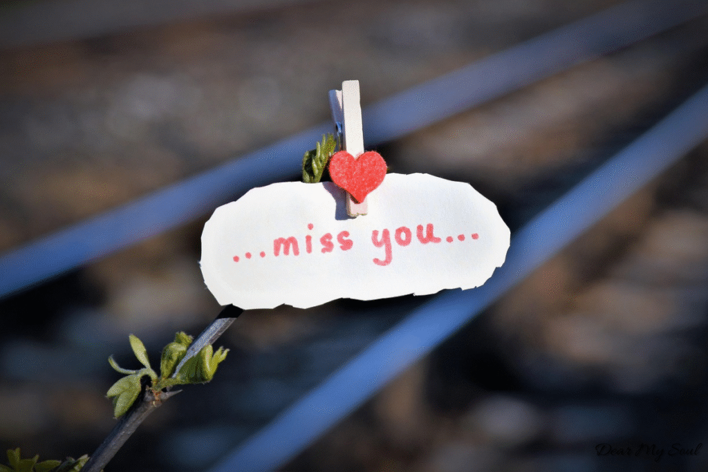 "Mối Tình Học Sinh: Những Rung Động Tuổi 17 Không Bao Giờ Trở Lại"