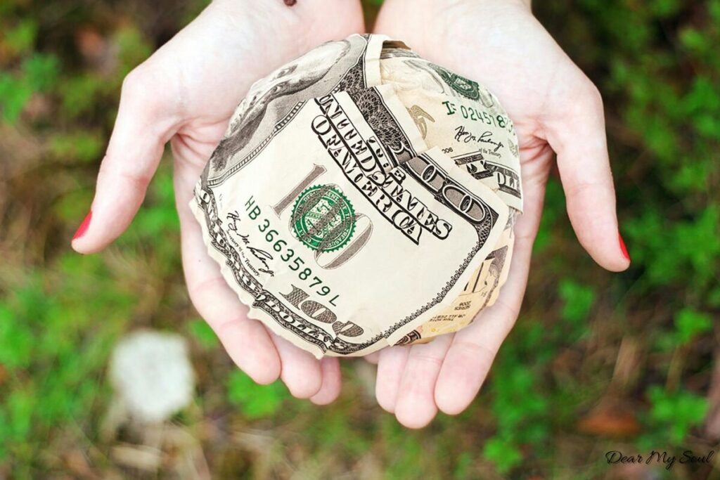 Hơi ấm gia đình: Khi tình thân không còn là chốn bình yên để trở về
