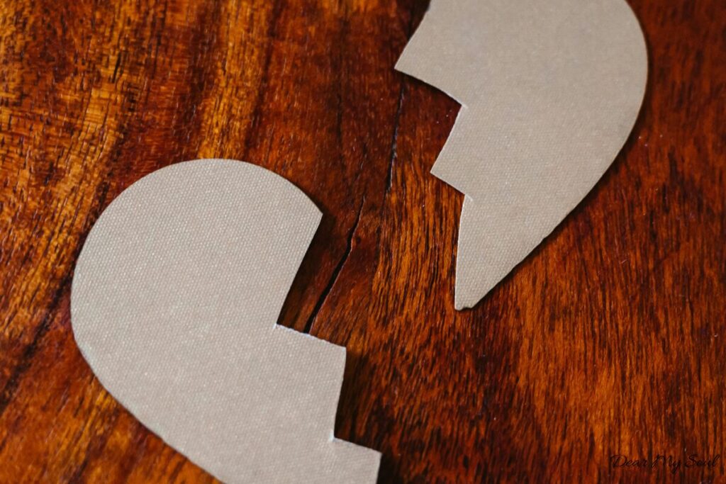 Ba điều phụ nữ nên tránh khi yêu – để không tự làm khổ chính mình
