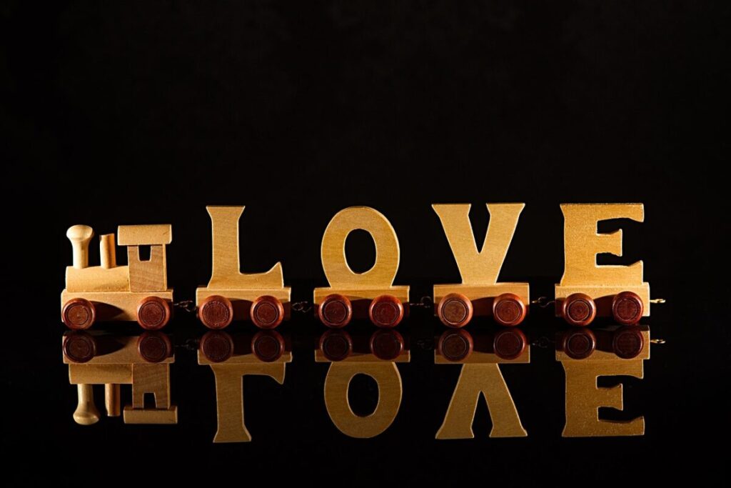 Từ tình yêu đến hôn nhân...